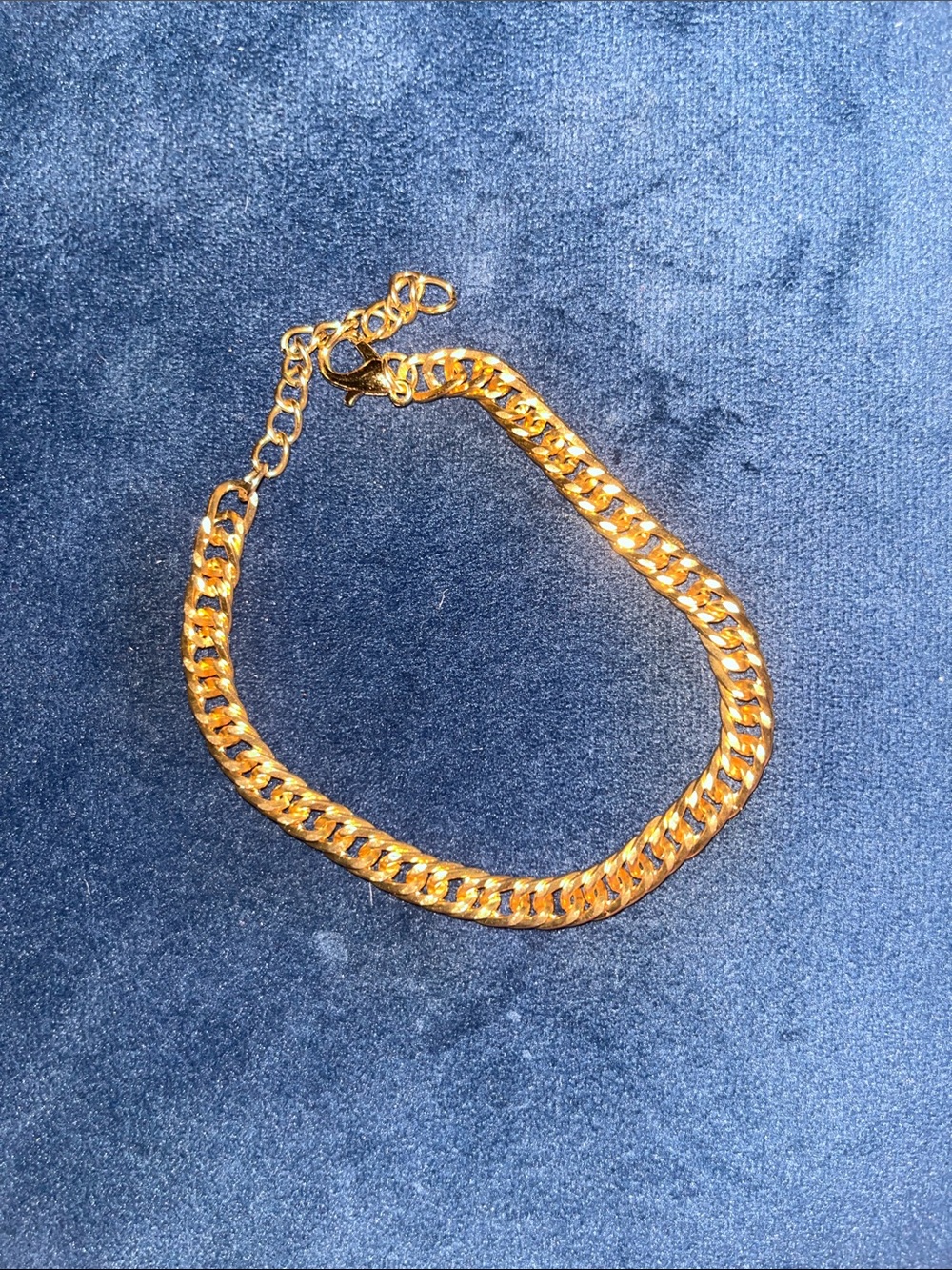 Classic Gold-Tone Curb Chain Bracelet for Women